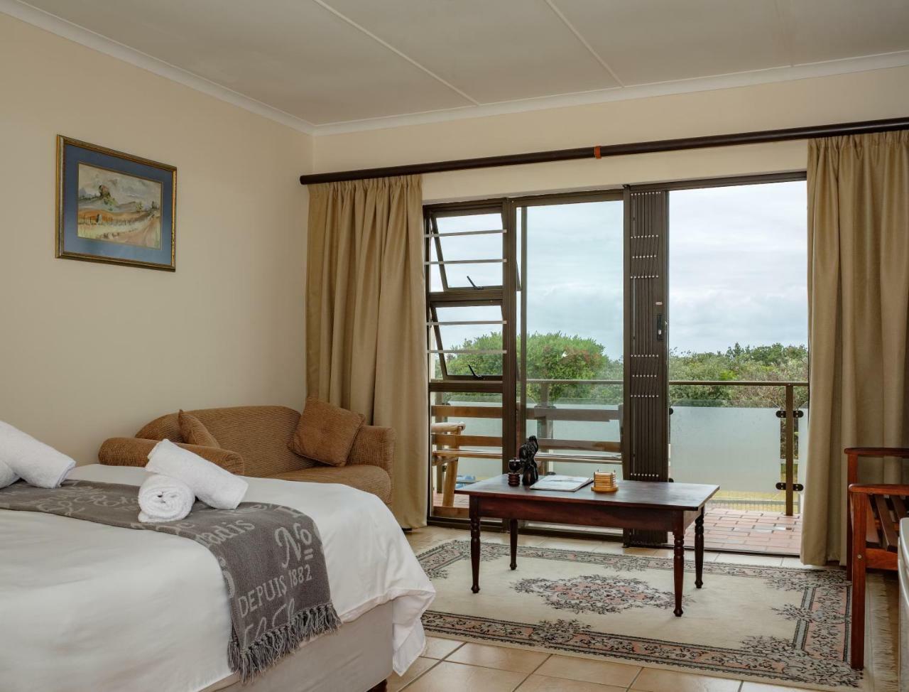 Hotel Crowned Crane Gonubie Esterno foto
